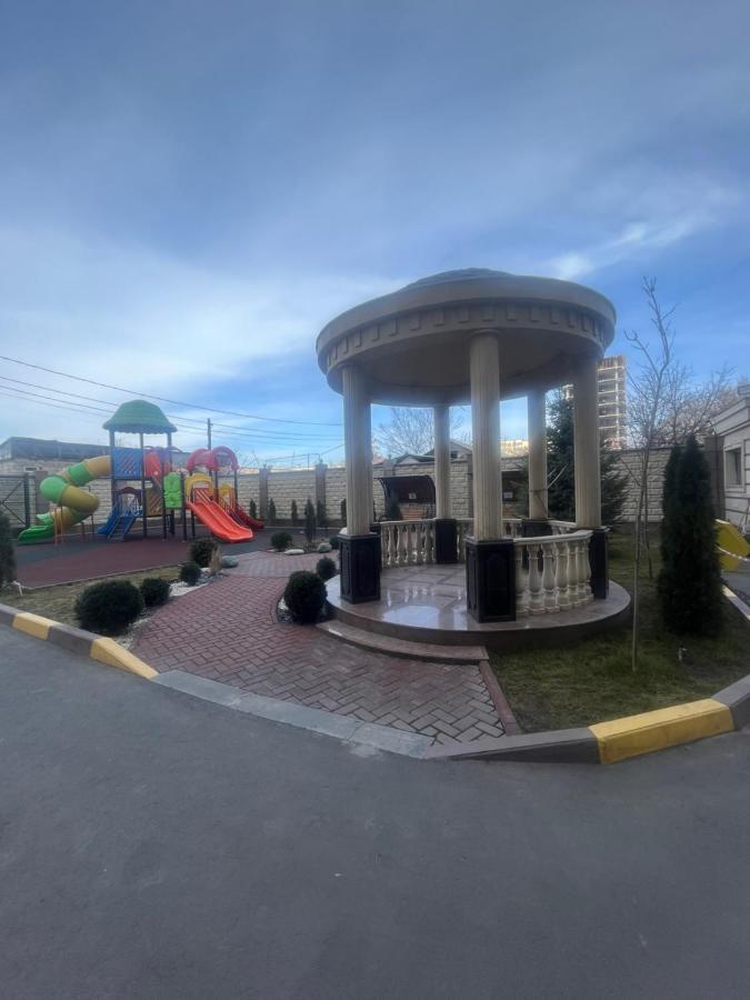 Апартамент Кристалл Bishkek Exterior photo